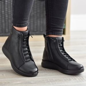 G-Comfort Ladies Leather  Waterproof Ankle Boots Black   P-816S