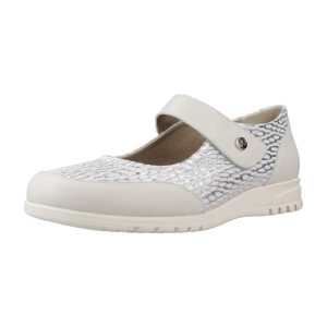 Pitillos 20101 Ladies Beige Silver Shoe with Velcro Strap